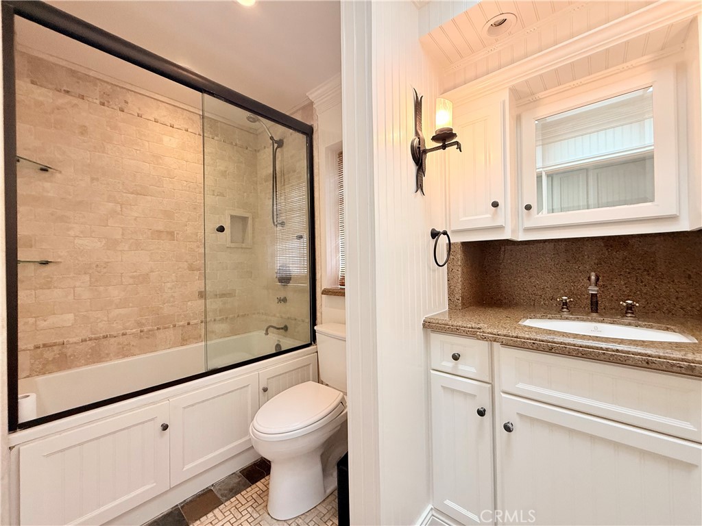 668 Anita Street Property Photo 19