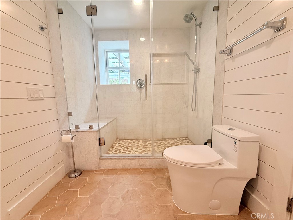 668 Anita Street Property Photo 30