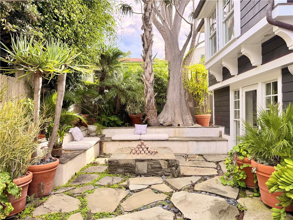 668 Anita Street Property Photo 35
