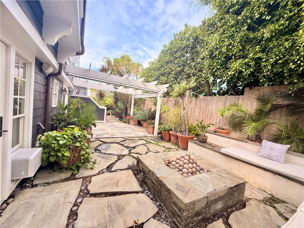 668 Anita Street Property Photo 36