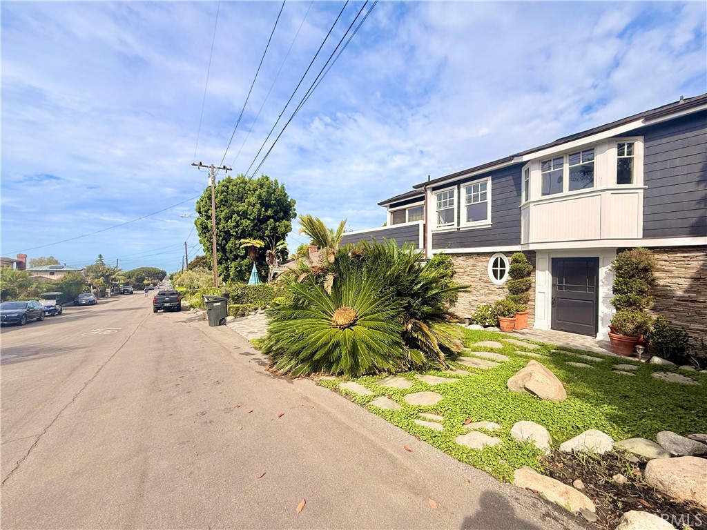 668 Anita Street Property Photo 41