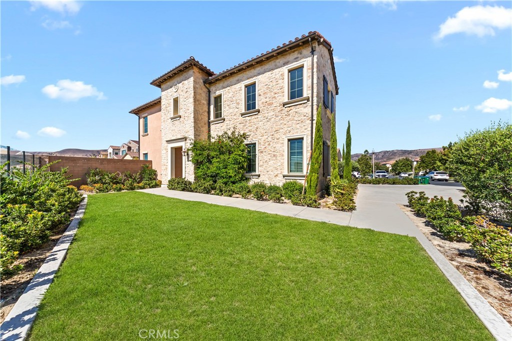 131 Summerland Property Photo 4