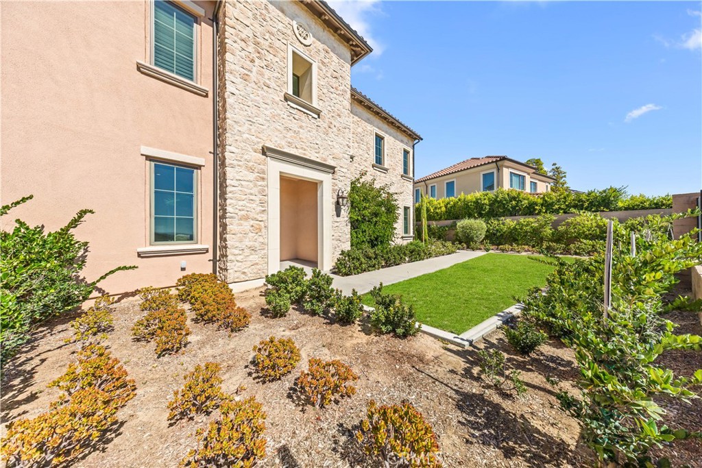 131 Summerland Property Photo 6
