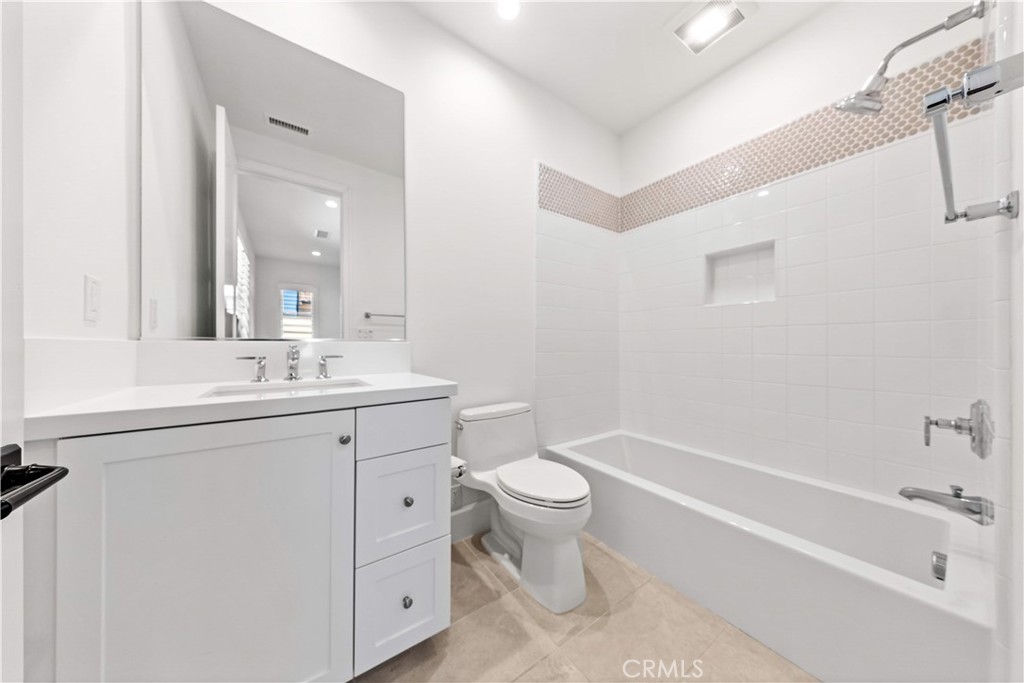 131 Summerland Property Photo 32