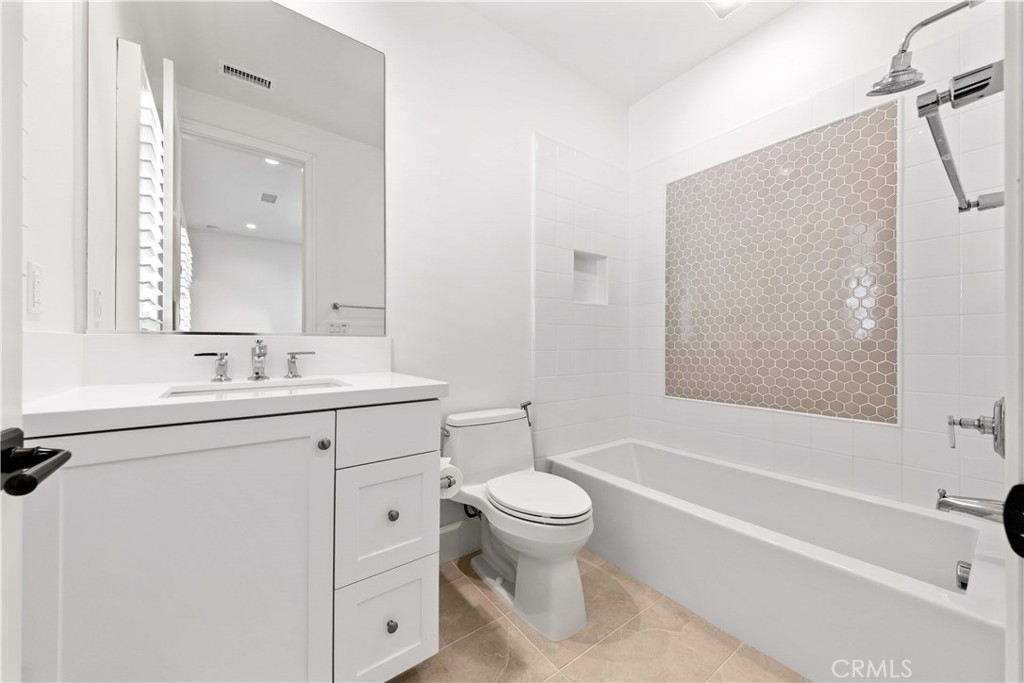 131 Summerland Property Photo 35