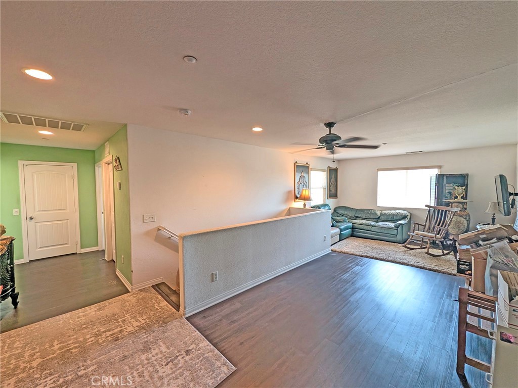 18802 Alderbrook Property Photo 9