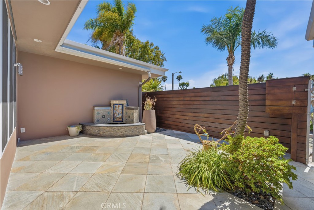 17140 Edgewater Lane Property Photo 4