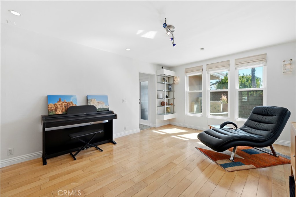 17140 Edgewater Lane Property Photo 8