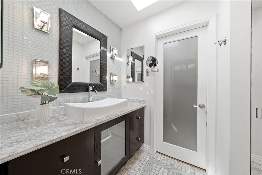 17140 Edgewater Lane Property Photo 34