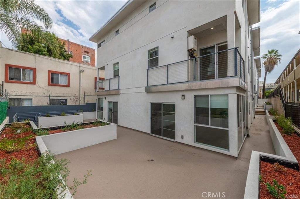 1245 N New Hampshire Ave #9 Property Photo 1