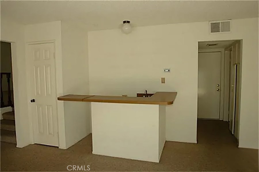 15 Mecklenberg Property Photo 6