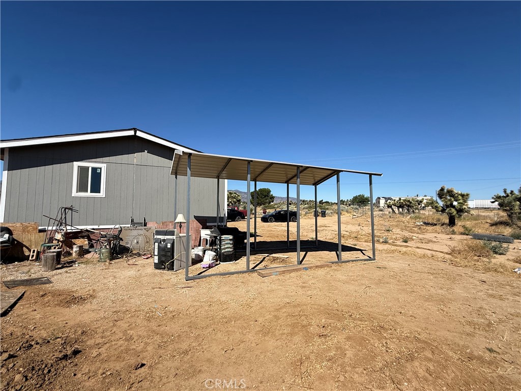 9589 Paramount Property Photo 7