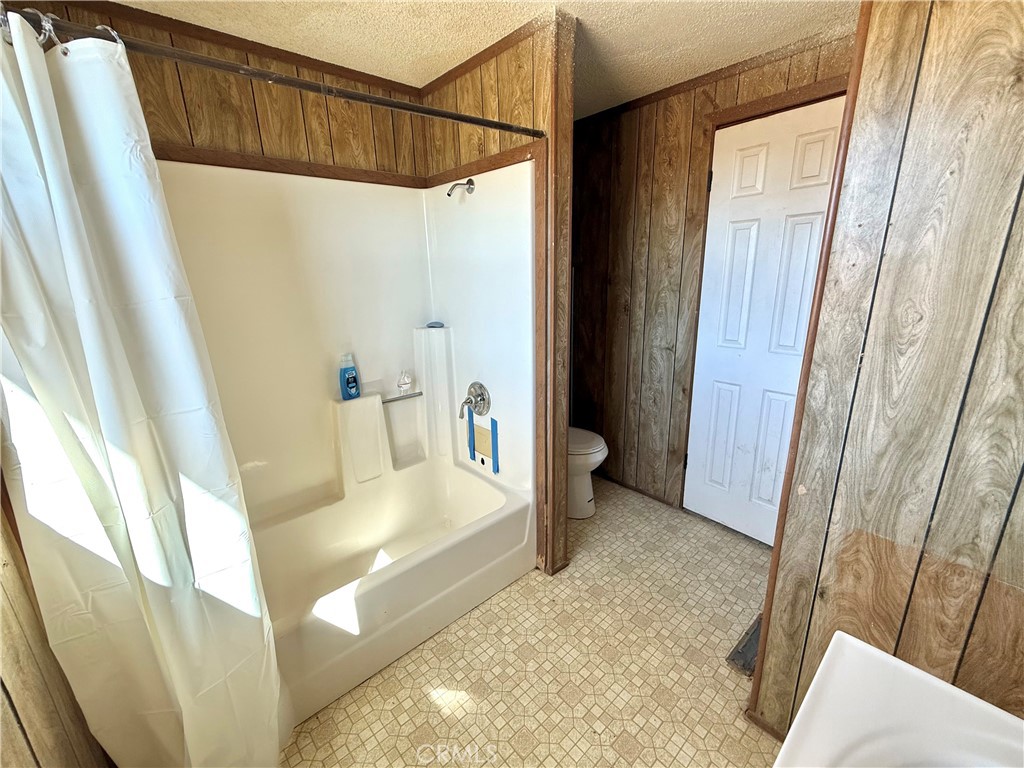 9589 Paramount Property Photo 21