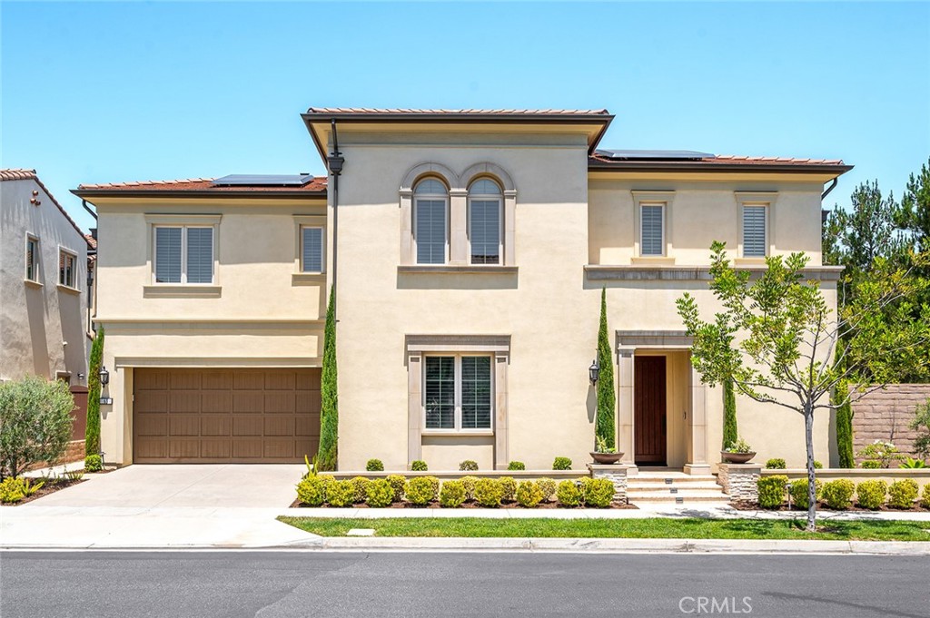 63 Lugano Property Photo 1