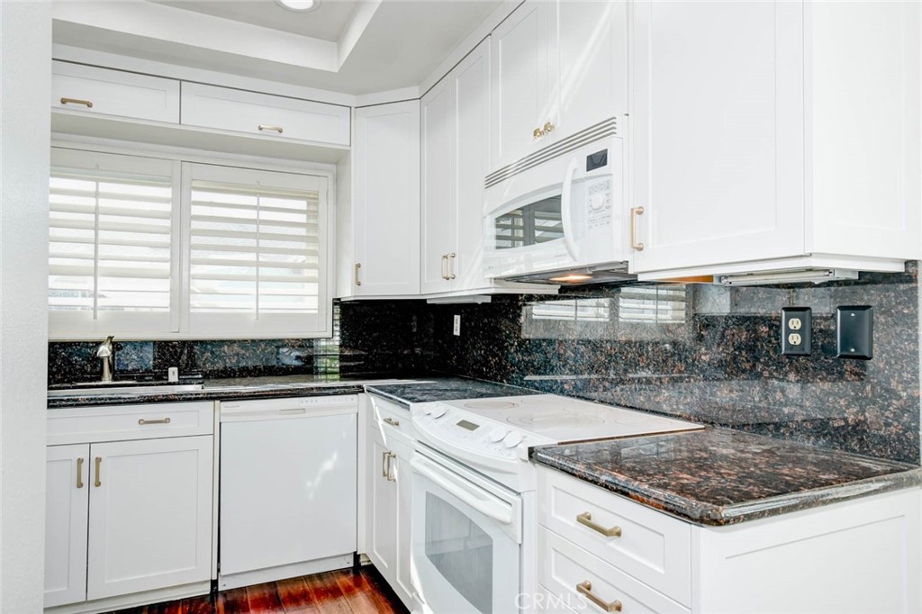 32 Remington Property Photo 10