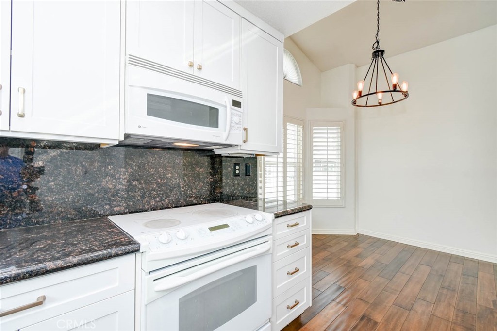 32 Remington Property Photo 11