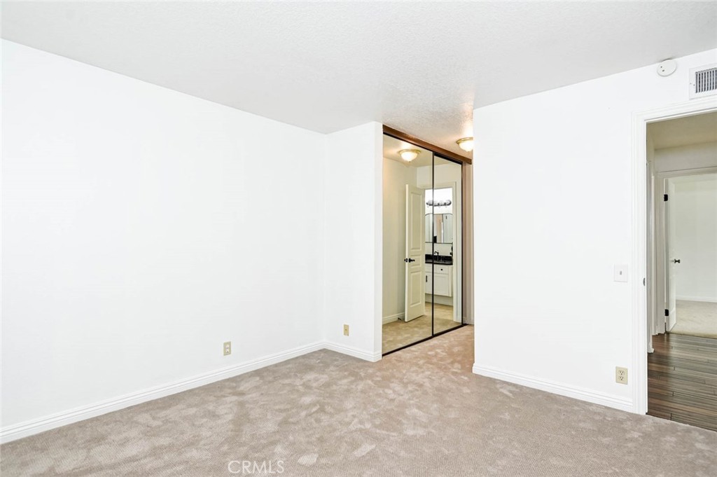 32 Remington Property Photo 26