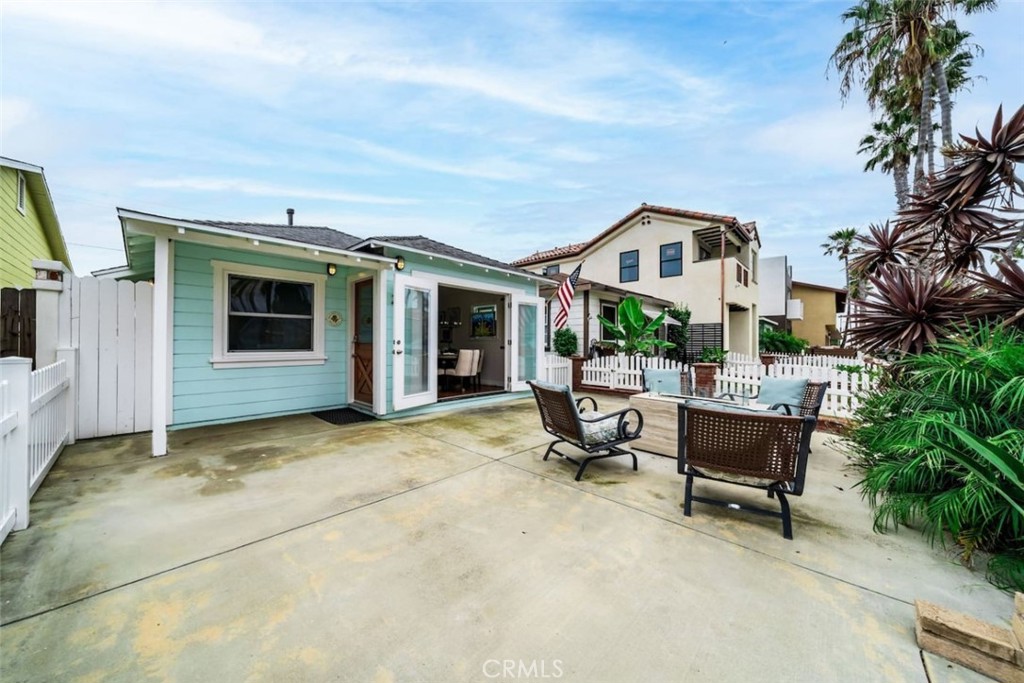 218 11 Th Street Property Photo 1