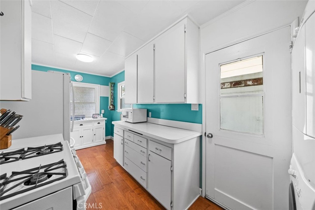 218 11 Th Street Property Photo 16