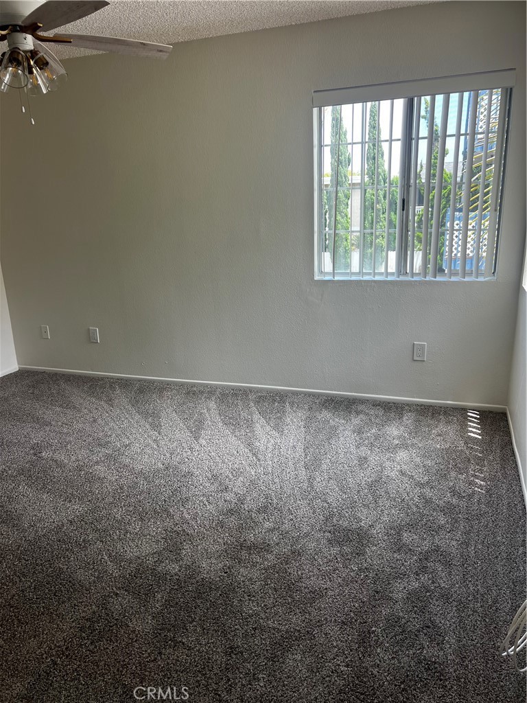 5131 Dunbar Property Photo 8