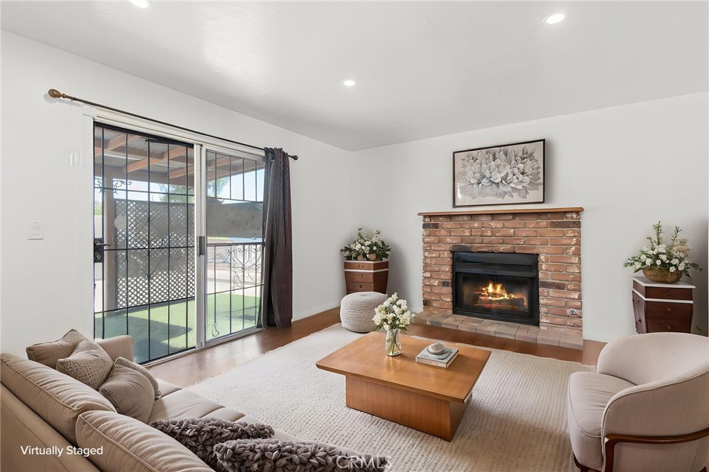 16570 Fairfax Drive Property Photo 8
