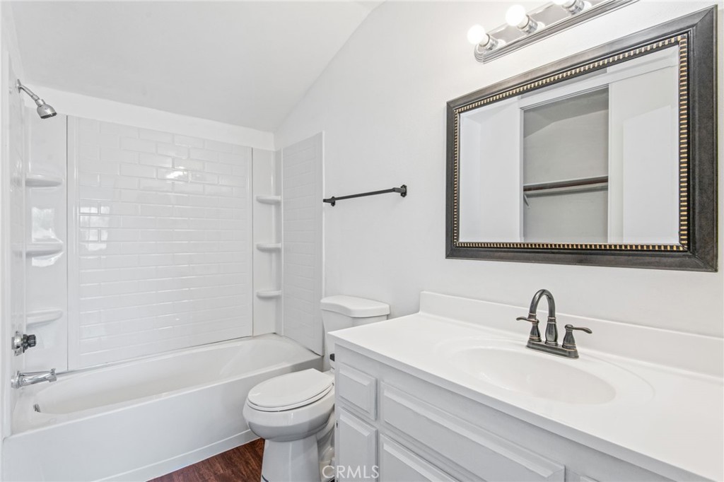 16570 Fairfax Drive Property Photo 21