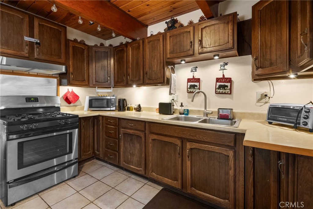 42674 Cedar Property Photo 13