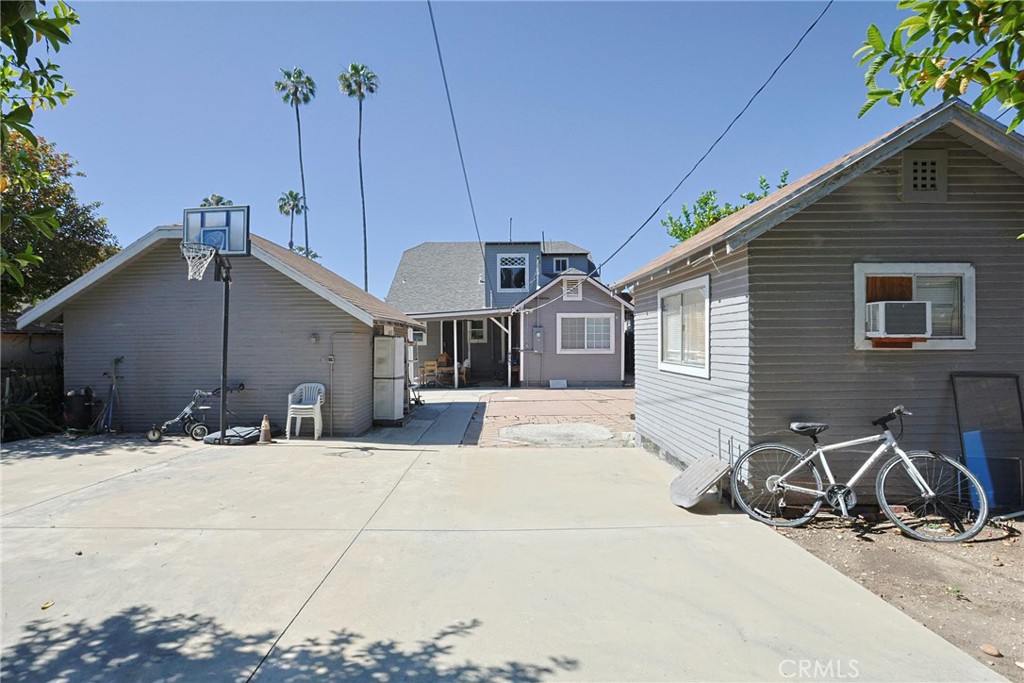 504 N 1st St Property Photo 66