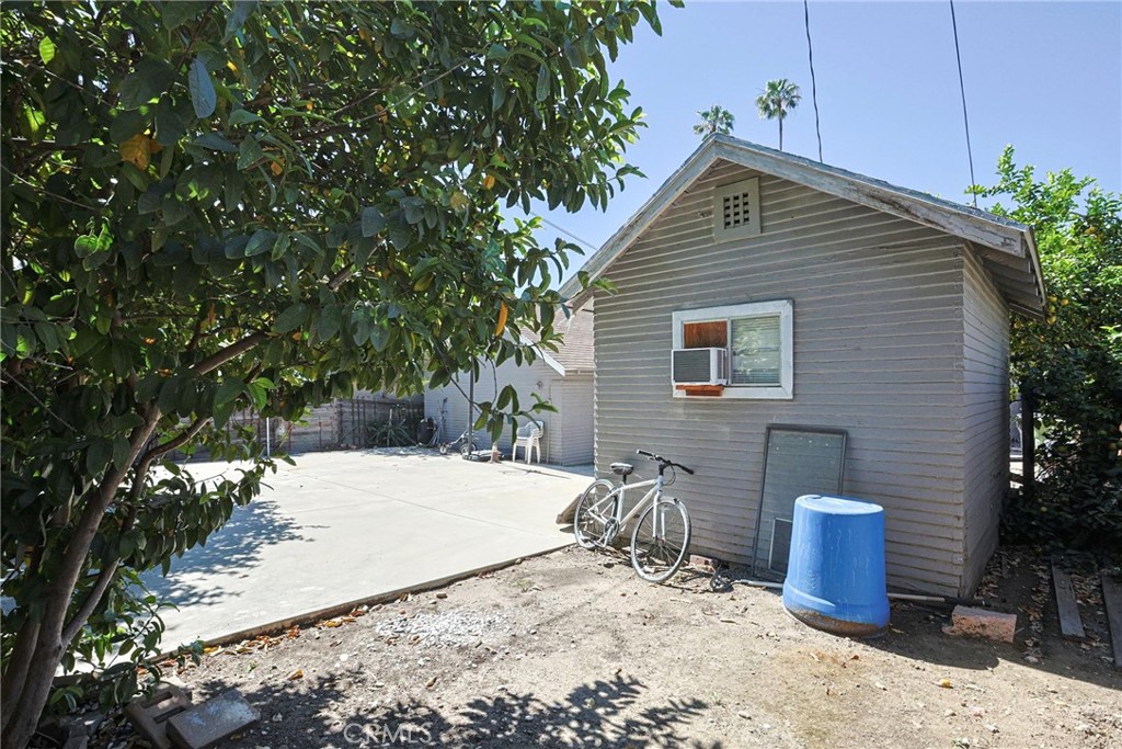 504 N 1st St Property Photo 67