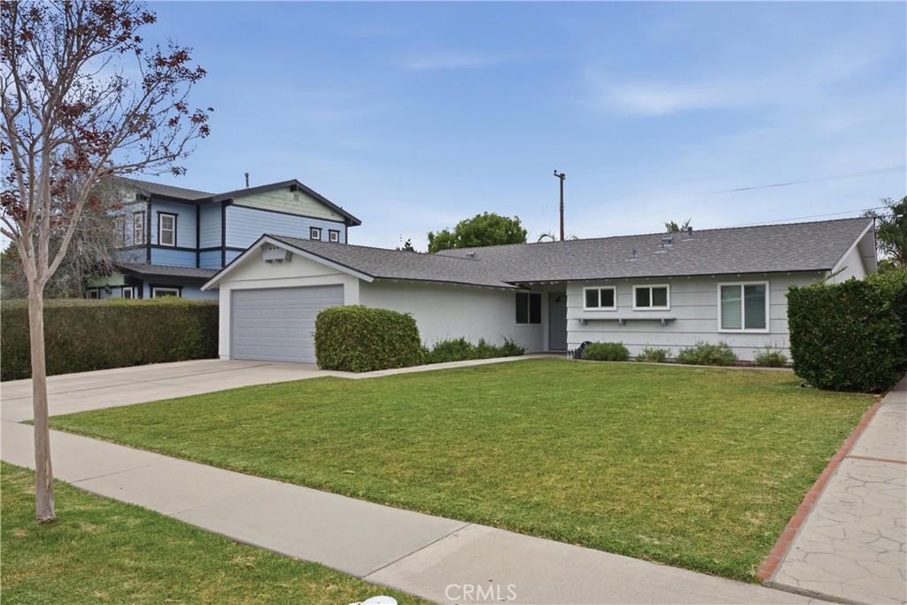 2964 Redwood Property Photo 1