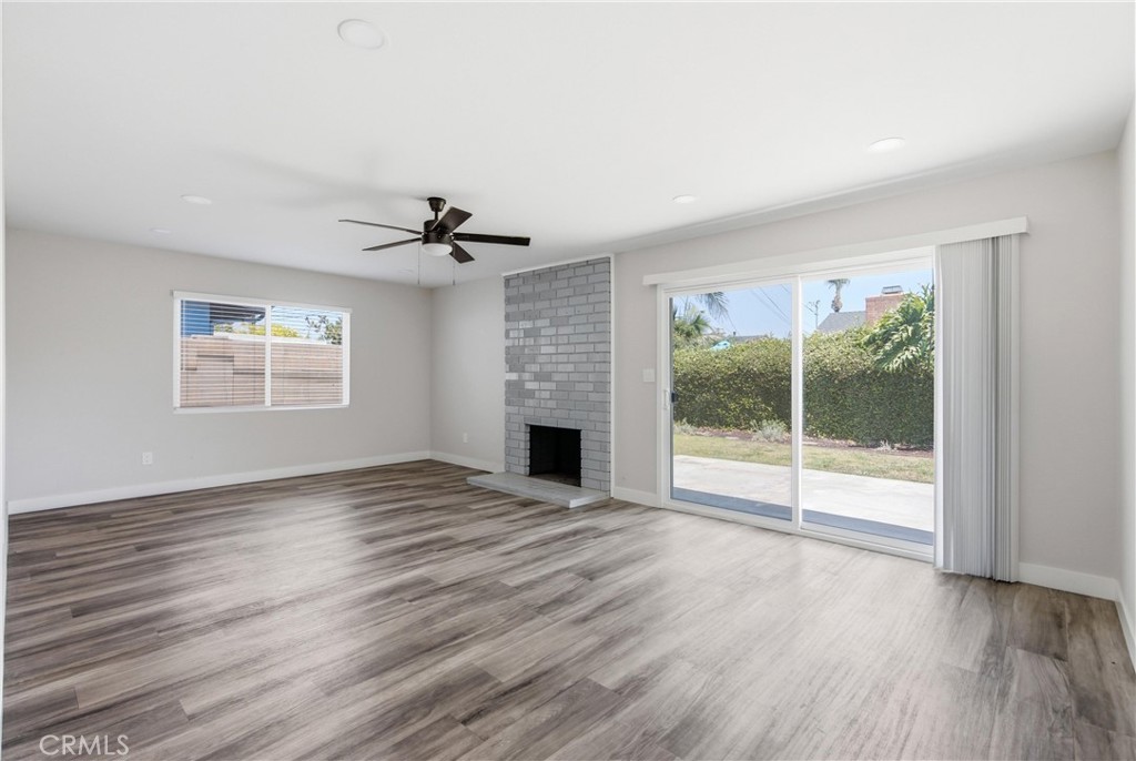 2964 Redwood Property Photo 4
