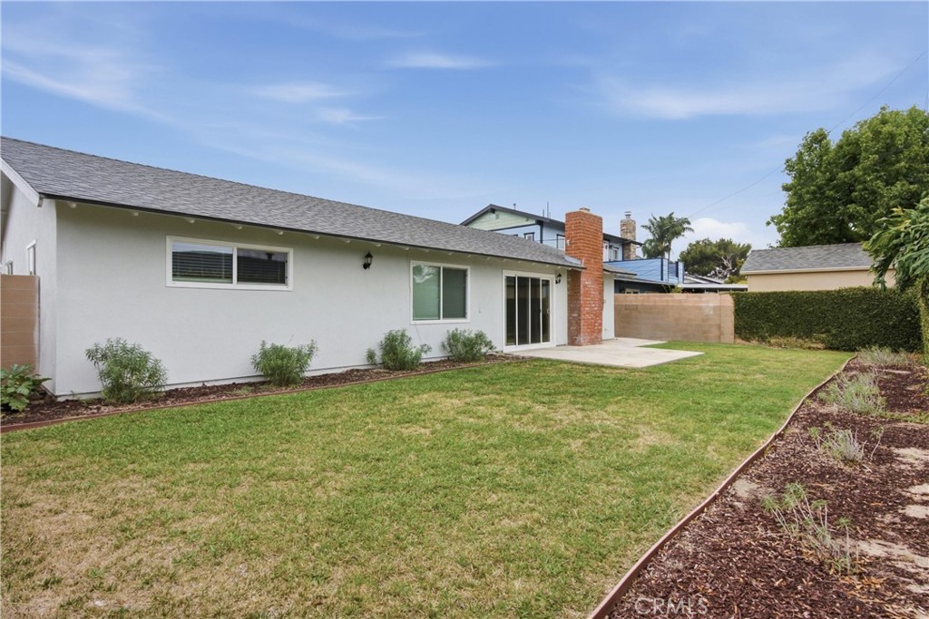 2964 Redwood Property Photo 5