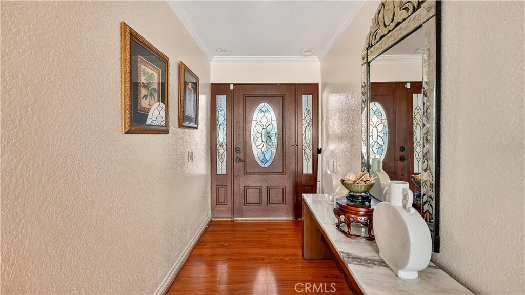27302 Via Olmo Property Photo 5