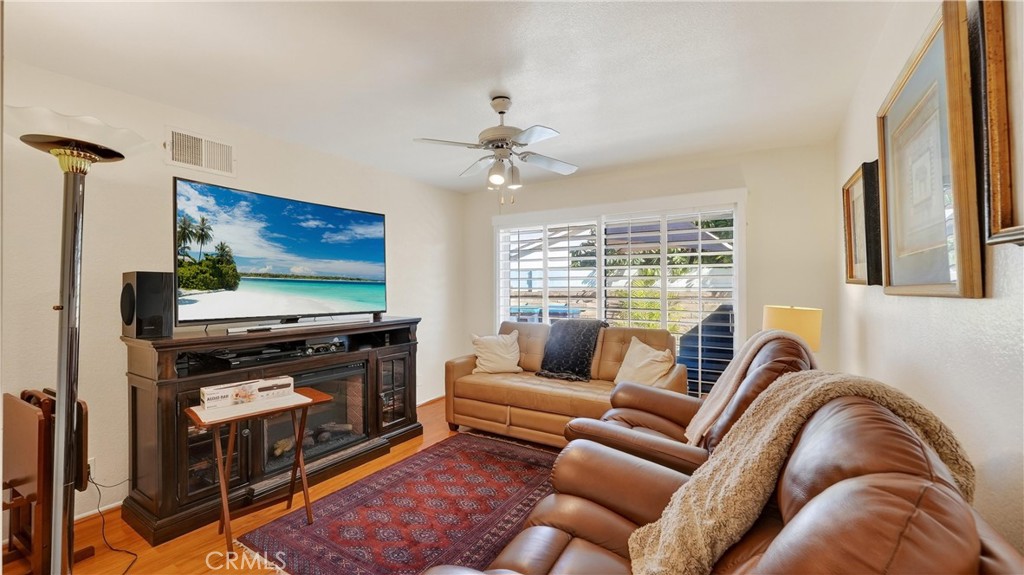 27302 Via Olmo Property Photo 12