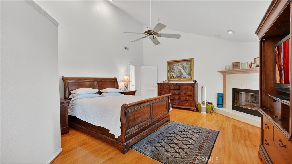 27302 Via Olmo Property Photo 14