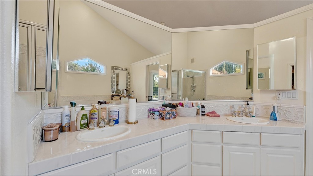27302 Via Olmo Property Photo 18