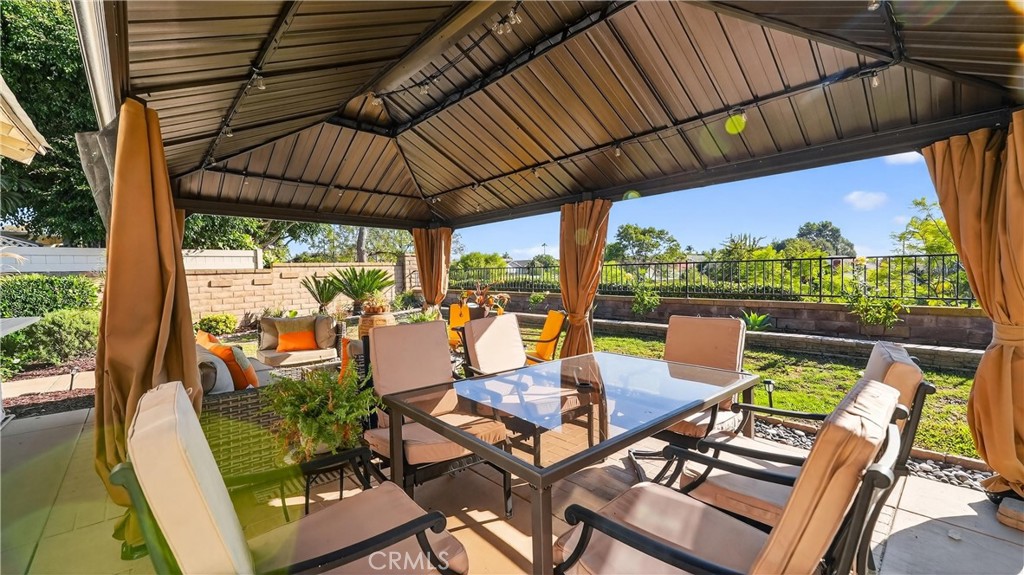 27302 Via Olmo Property Photo 22