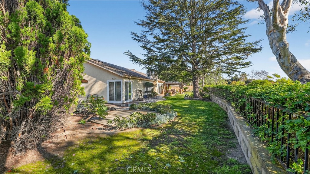27302 Via Olmo Property Photo 28
