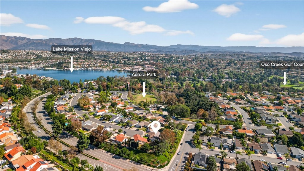 27302 Via Olmo Property Photo 32
