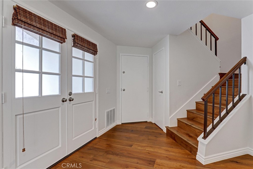 6 Shadow Hill Property Photo 6