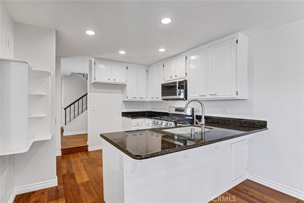 6 Shadow Hill Property Photo 16