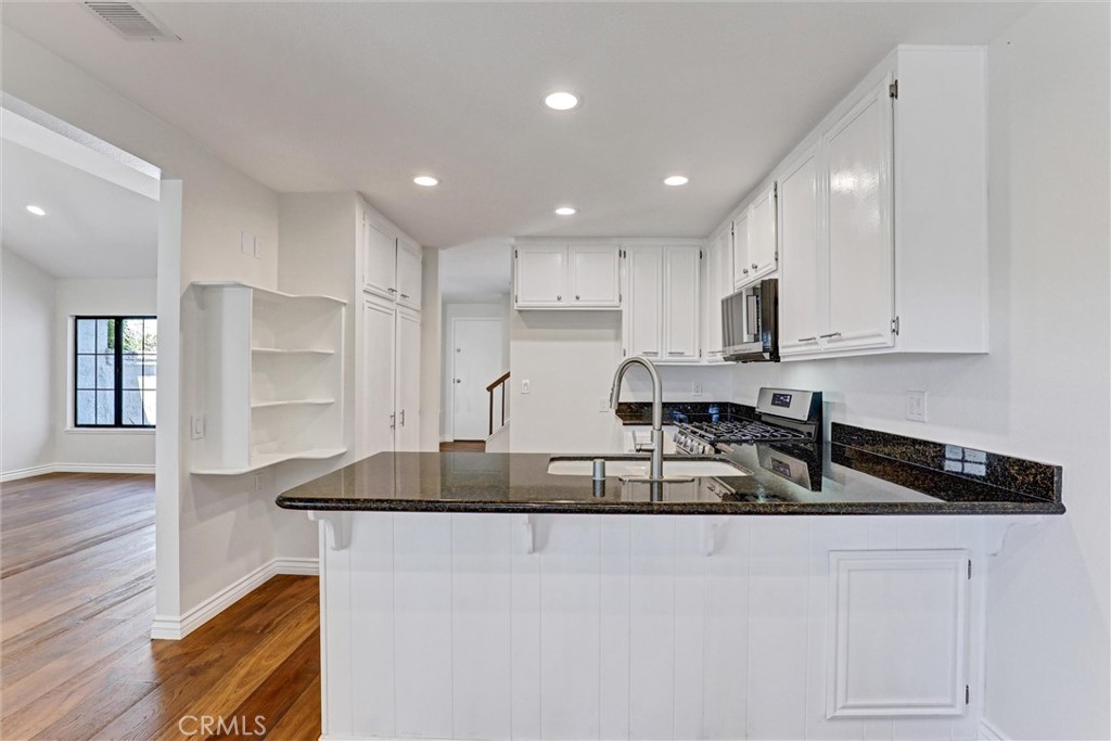 6 Shadow Hill Property Photo 19
