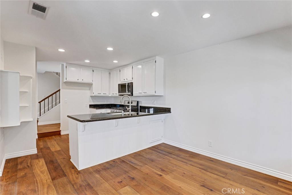 6 Shadow Hill Property Photo 20