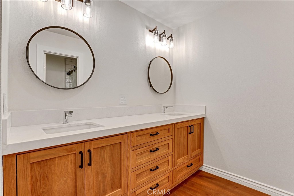 6 Shadow Hill Property Photo 34
