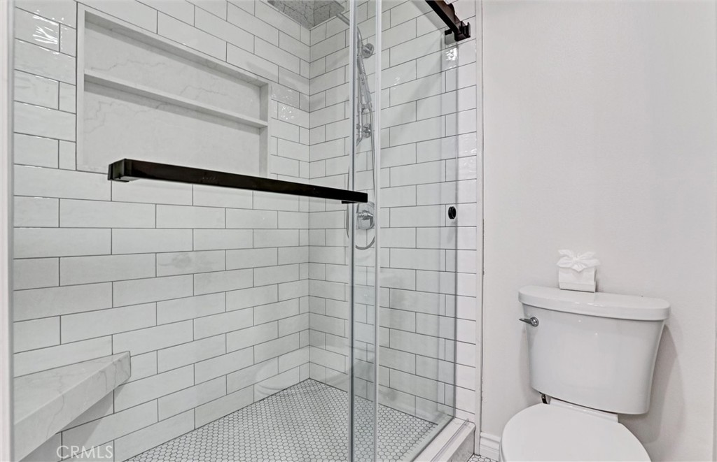 6 Shadow Hill Property Photo 36