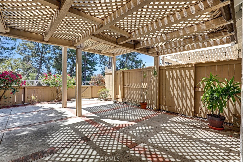 6 Shadow Hill Property Photo 47