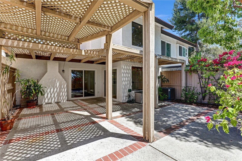 6 Shadow Hill Property Photo 48