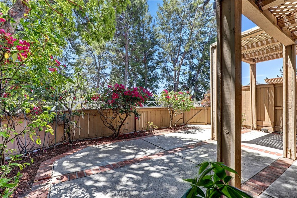 6 Shadow Hill Property Photo 50