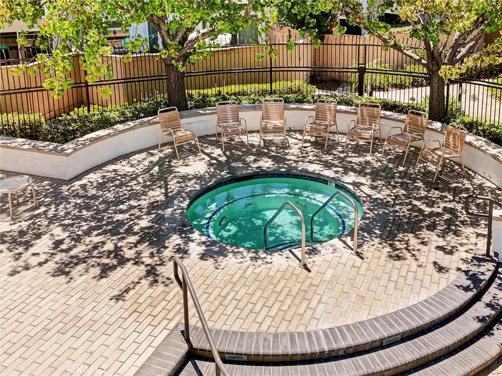 6 Shadow Hill Property Photo 60