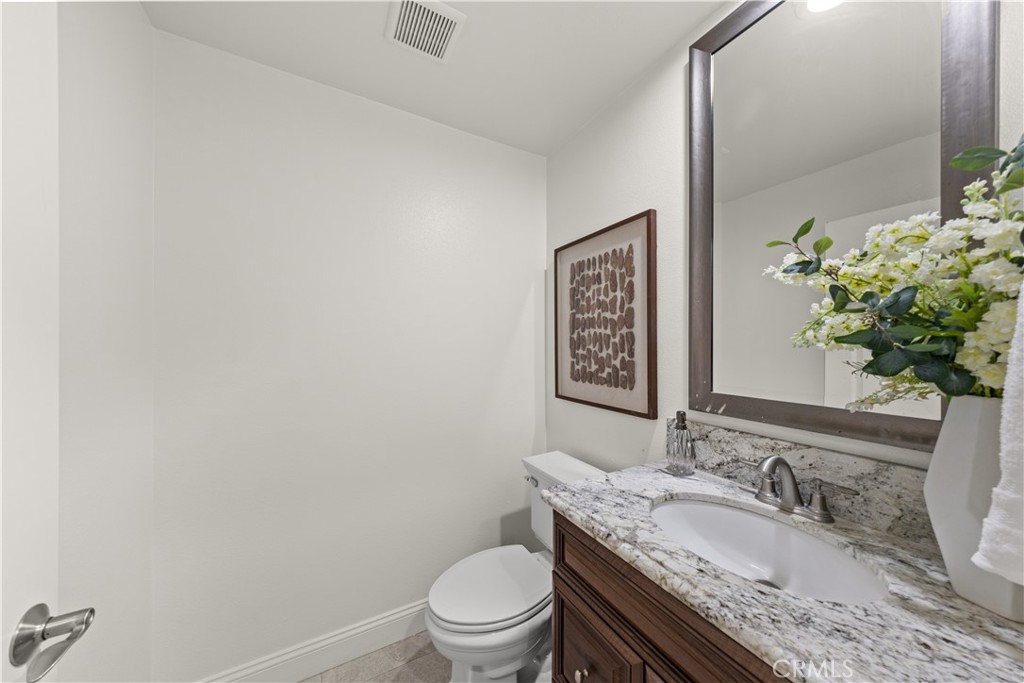 2 Conifer Property Photo 17